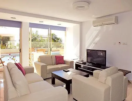 Ocean Bay Villa Coral Bay