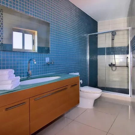 Ocean Bay Villa Coral Bay