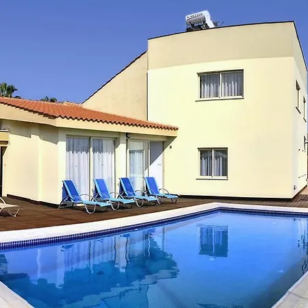 Ocean Bay Villa *